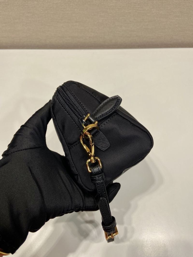 Pra*a wallets